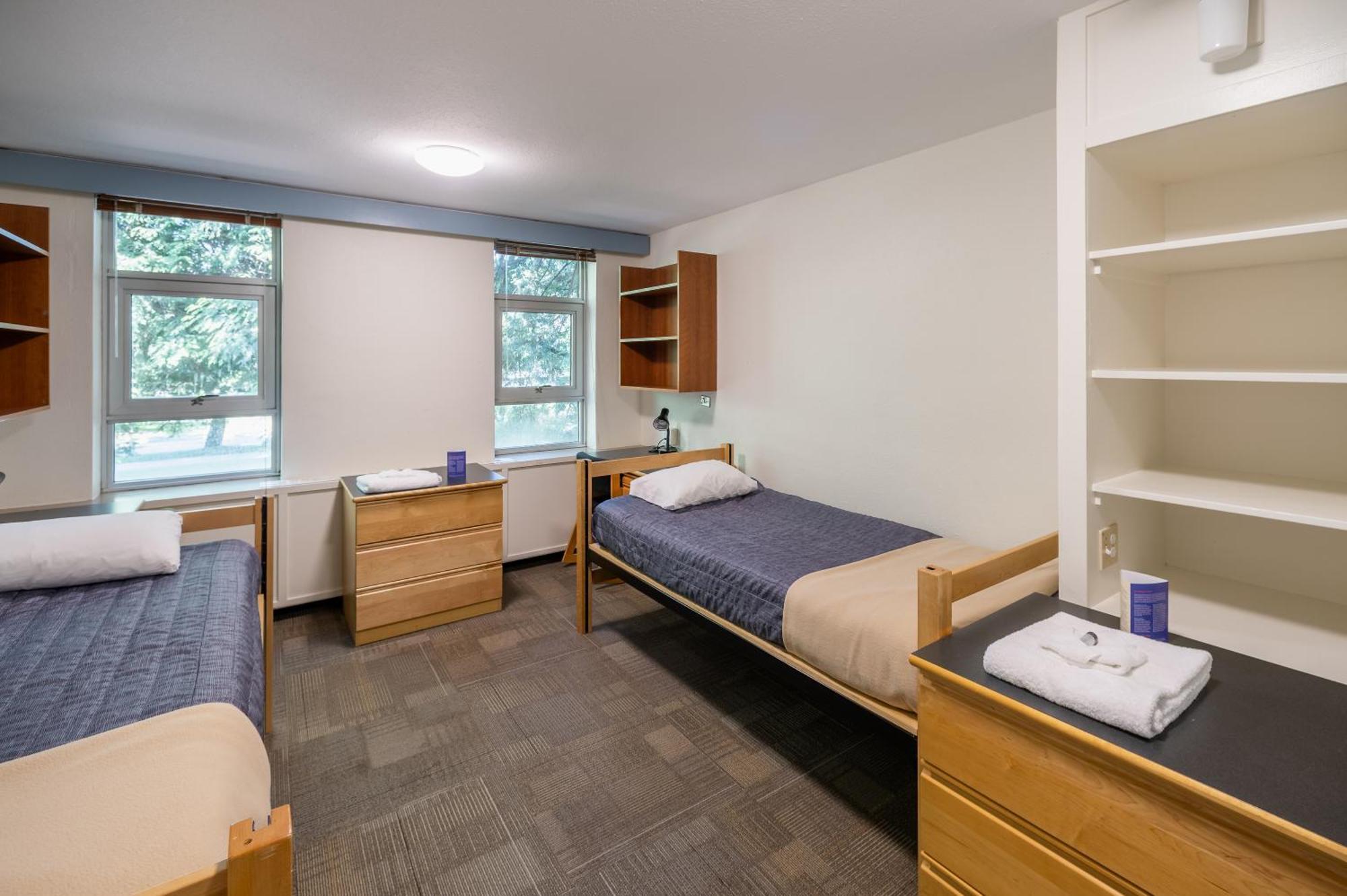 Pacific Spirit Hostel Ванкувер Экстерьер фото